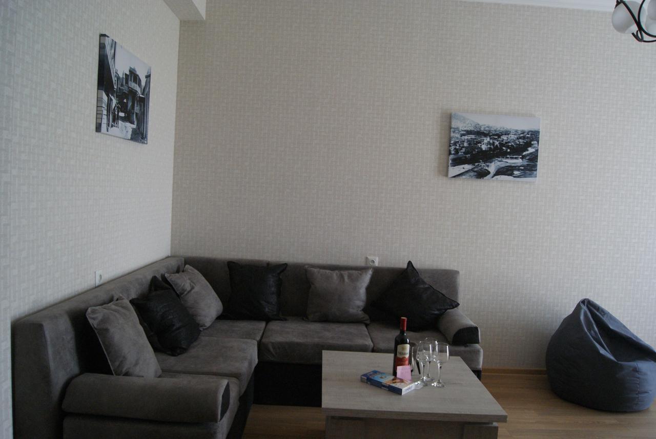 Vazi Aparthotel Tbilisi ภายนอก รูปภาพ